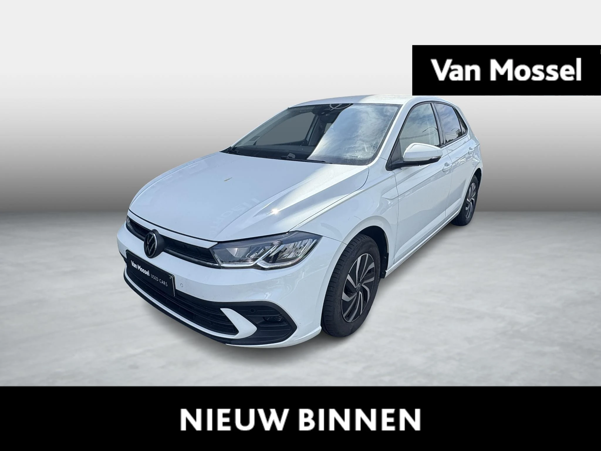 Volkswagen-Polo-image-0