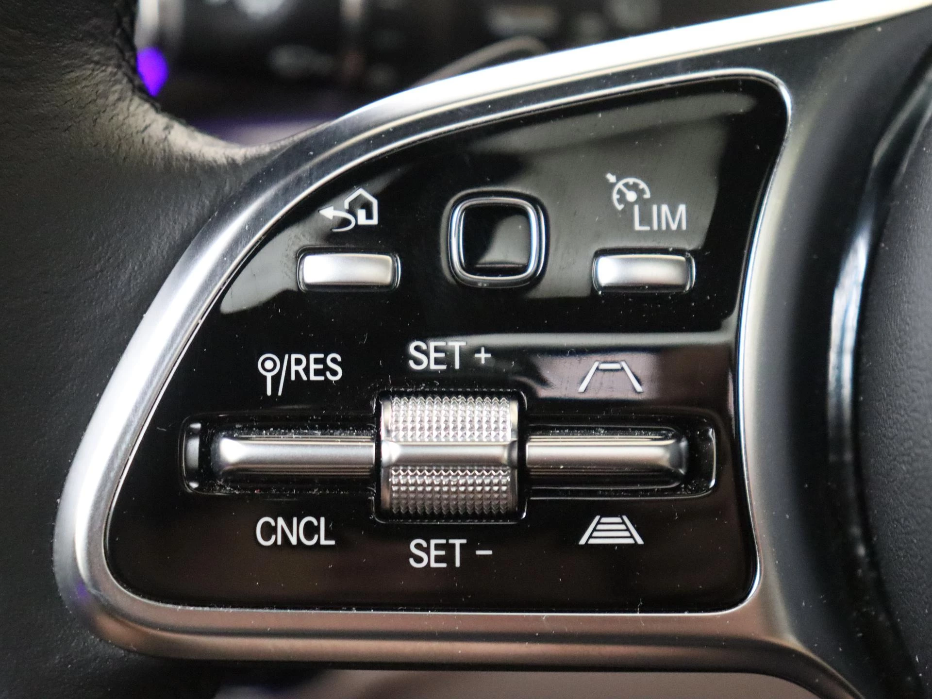 Mercedes-Benz EQC 400 4MATIC Luxury Line 80 kWh