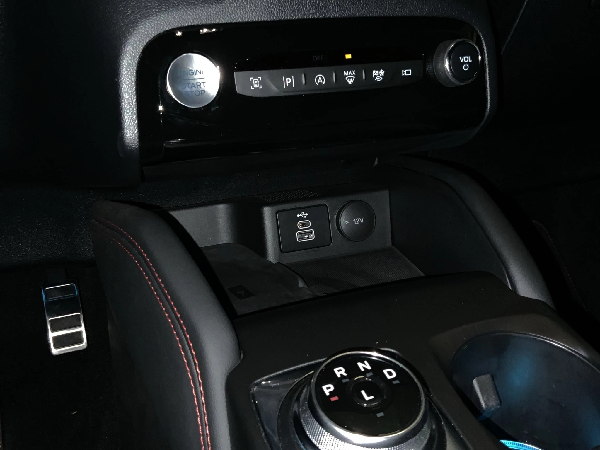 Ford Kuga ST-Line X Aut.*360GRAD*LED-MATRIX*NAVI*GRA*WINTER-PKT.