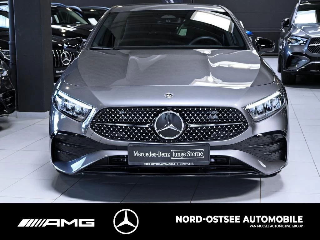 Mercedes-Benz A-Klasse 200 AMG AHK NIGHT MBUX SHZ AMG Line
