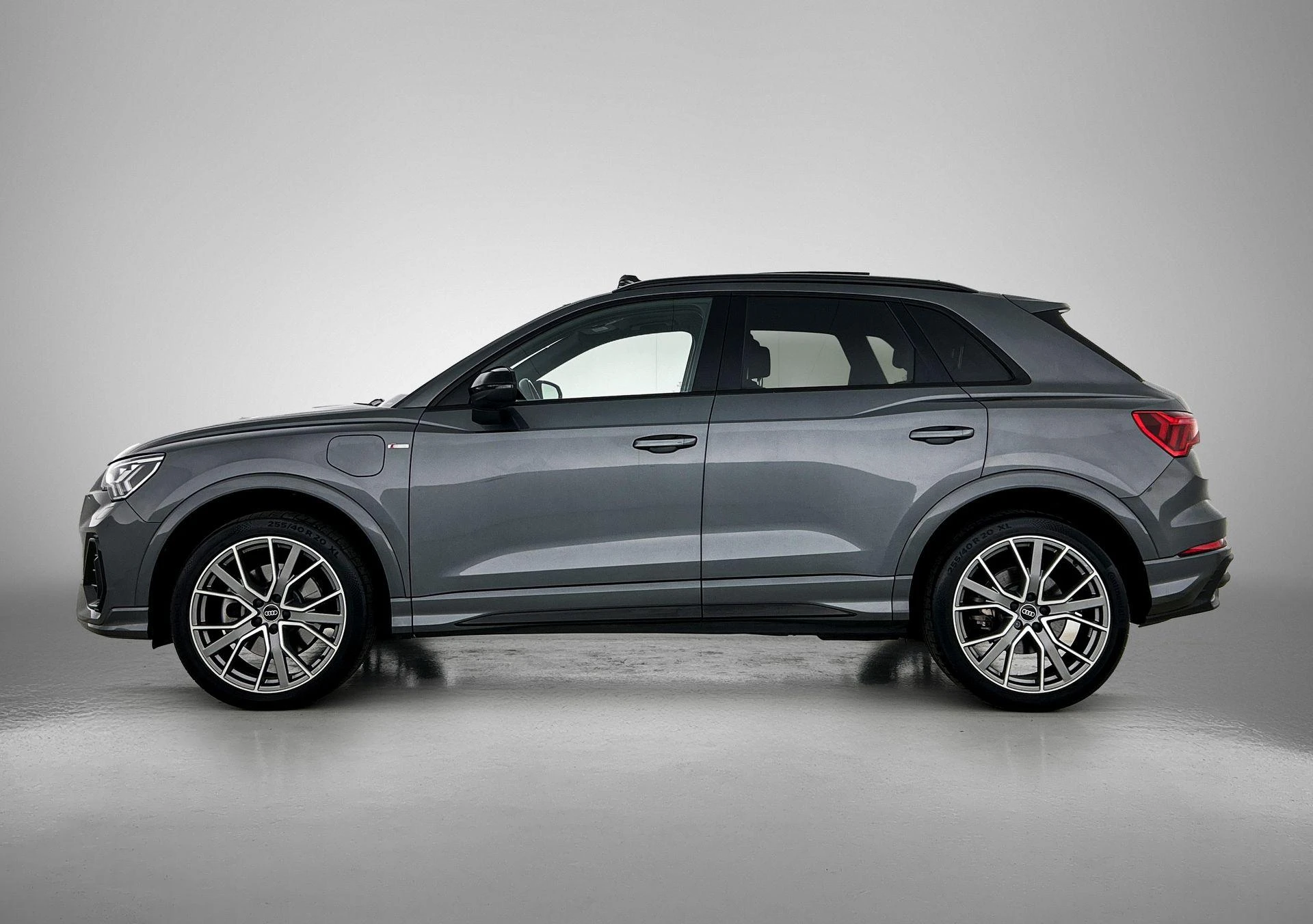 Audi-Q3-image-1