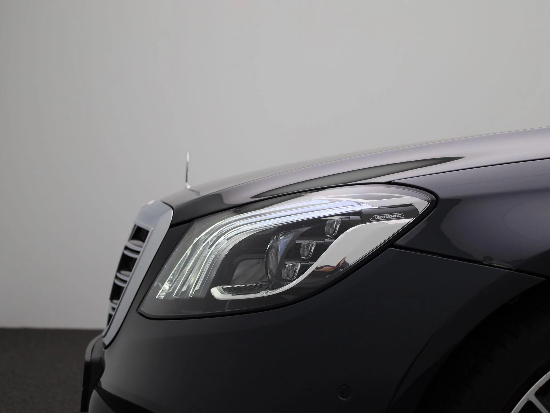 Mercedes-Benz-S-Klasse-image-15