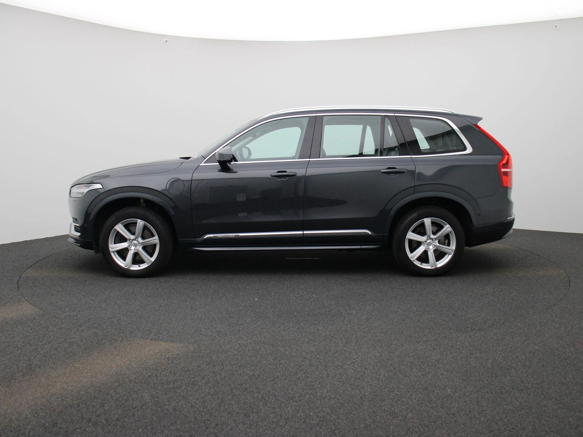 Volvo-XC90-image-3