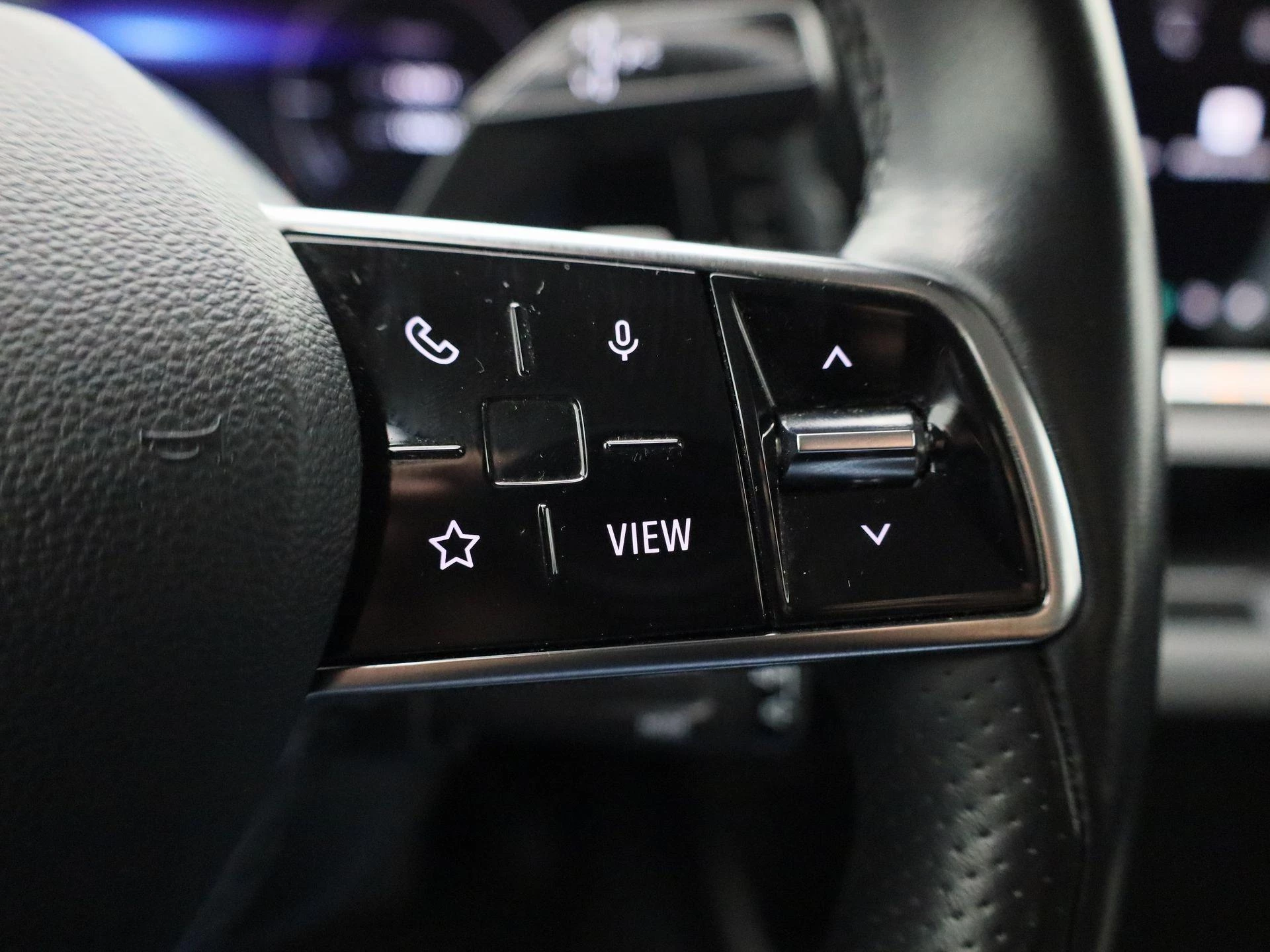 Renault-Megane E-Tech-image-16