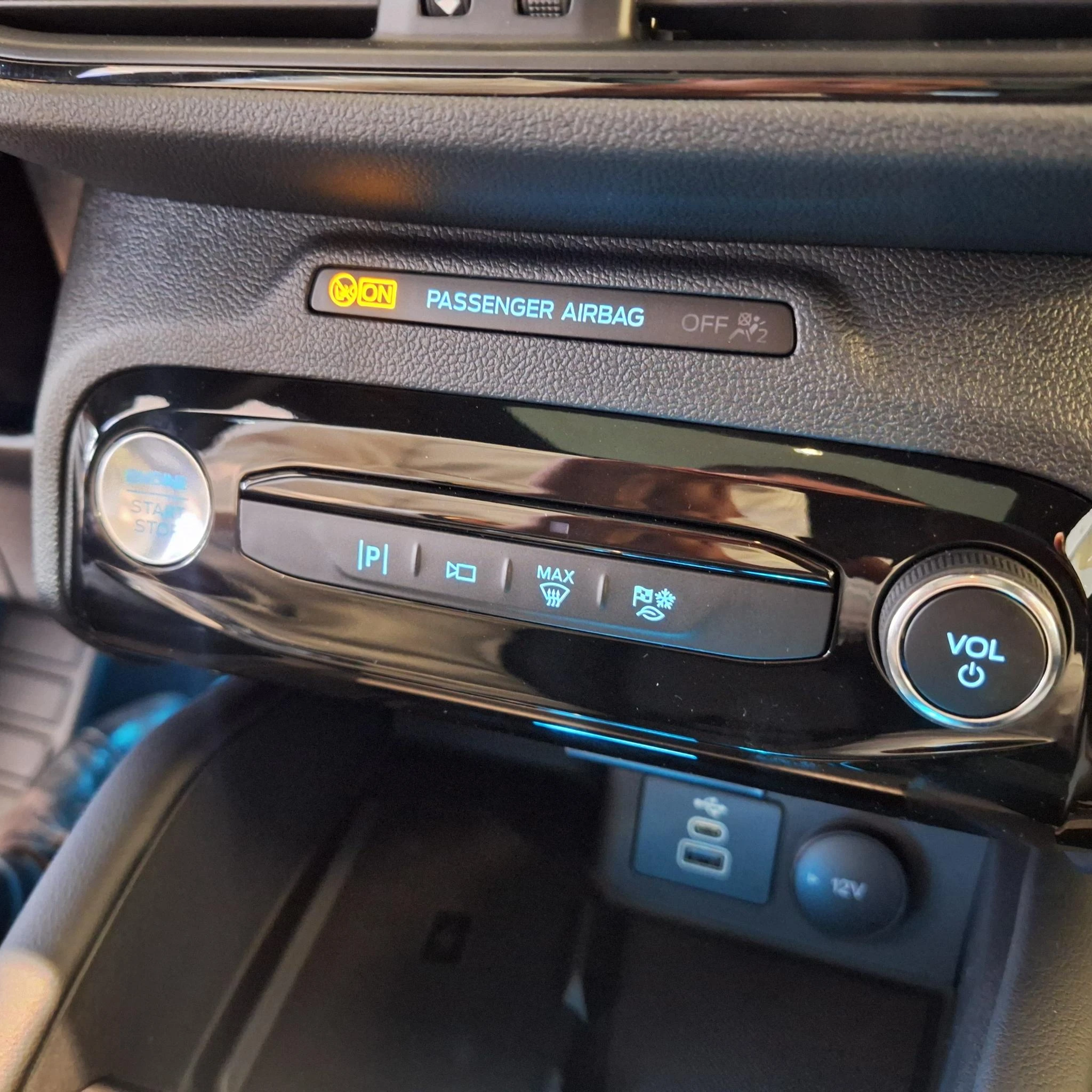 Ford-Kuga-image-24