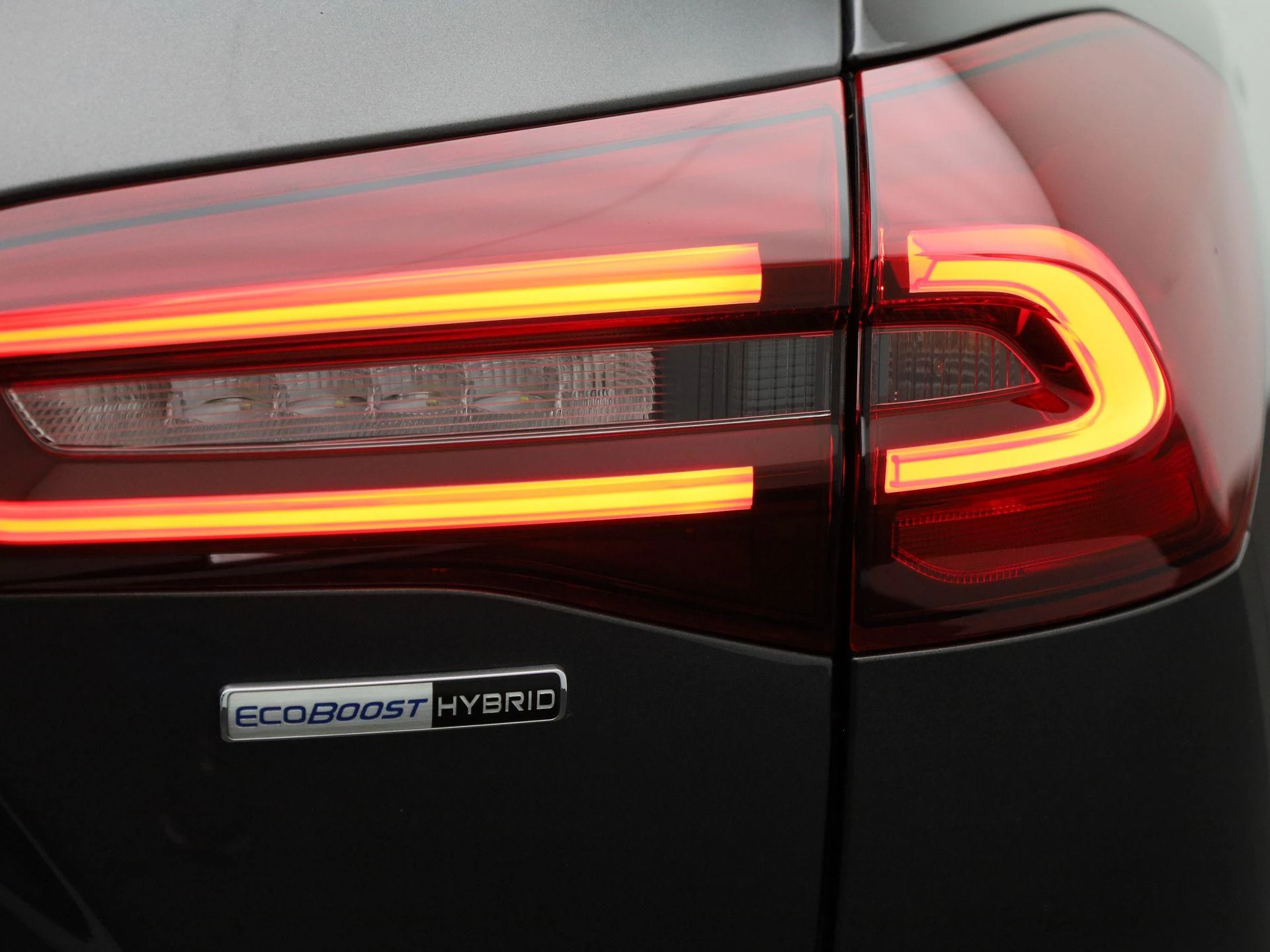 Ford Focus Wagon 1.0 EcoBoost Hybrid ST Line X
