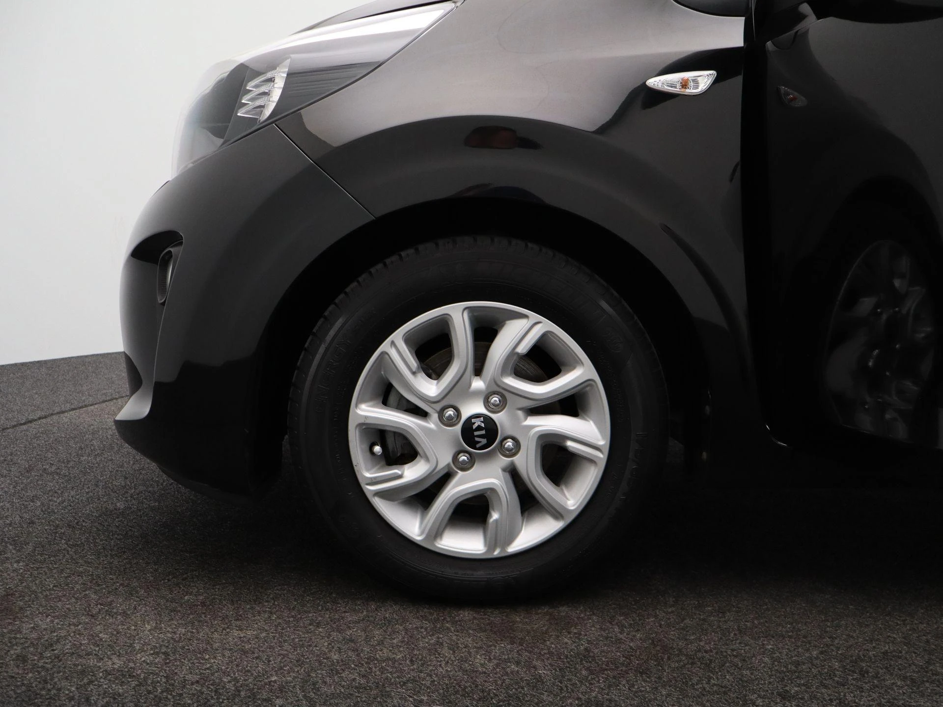 Kia-Picanto-image-16