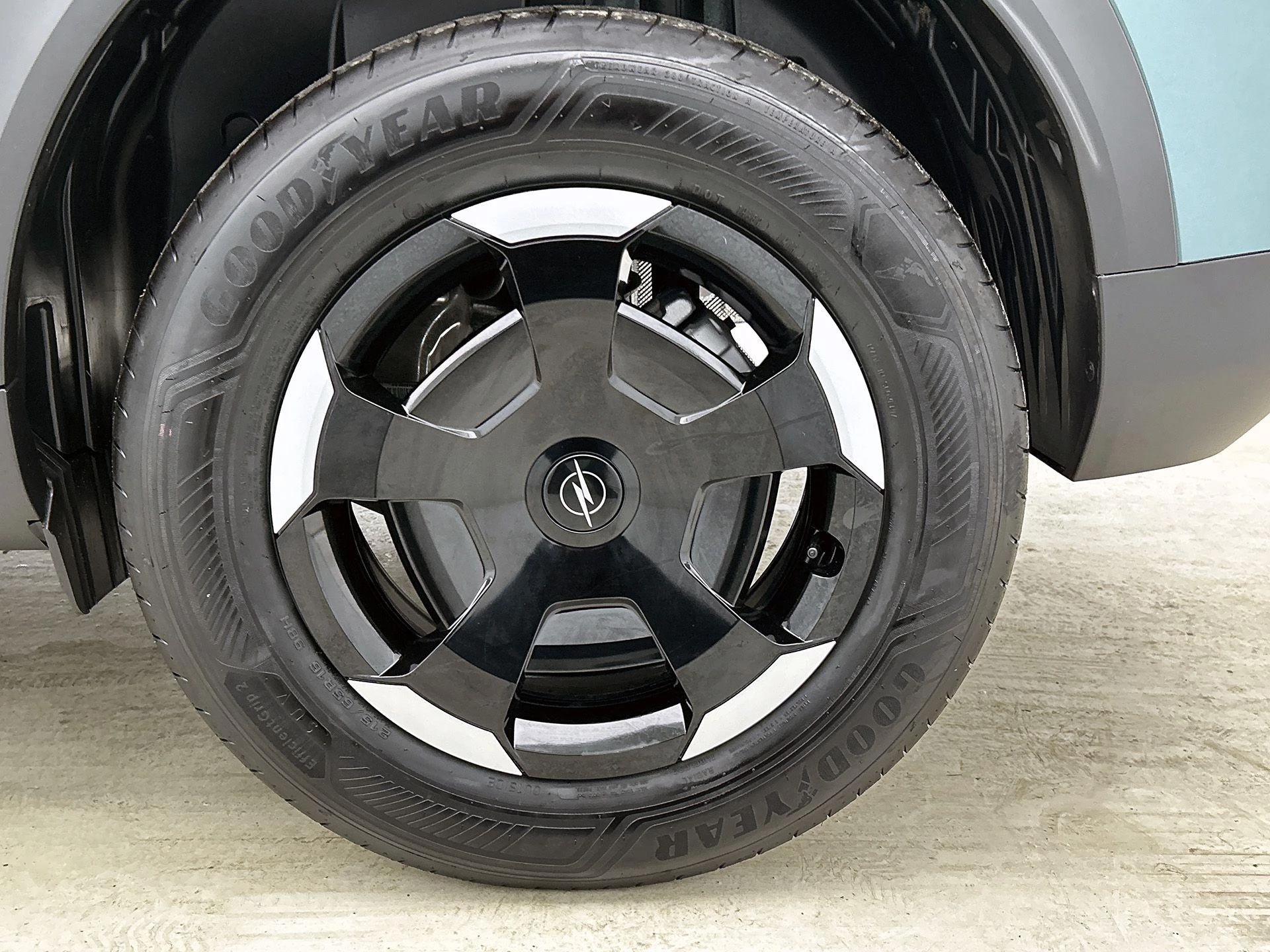 Opel-Frontera-image-54