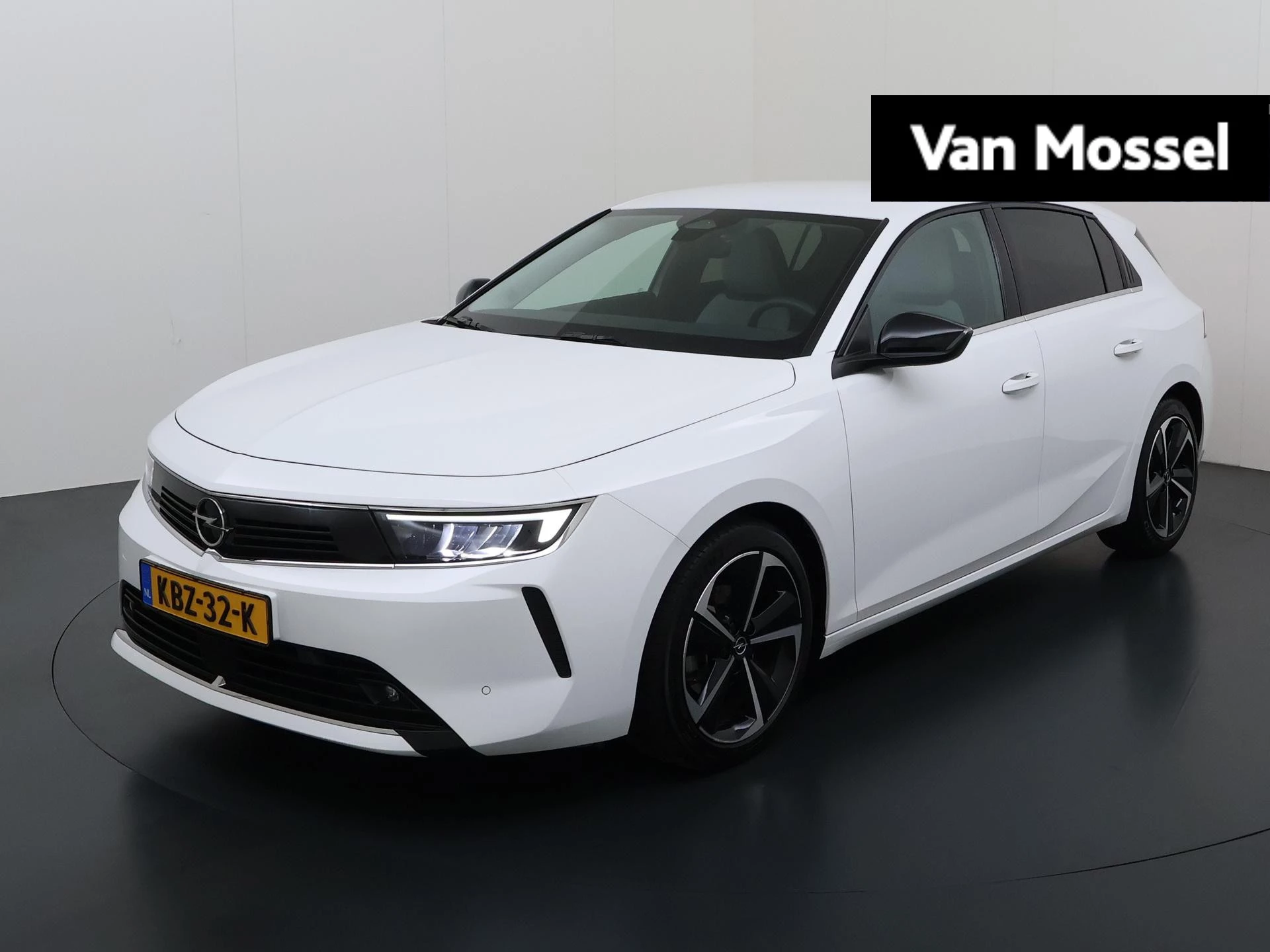 Opel-Astra-image-0