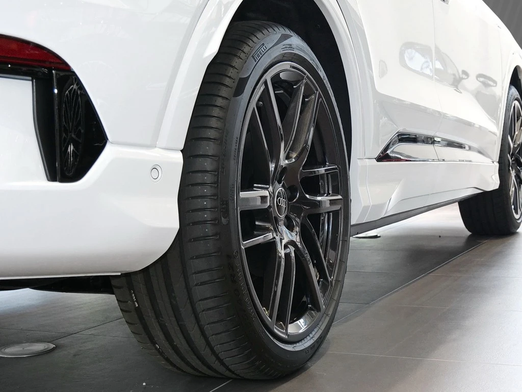 Audi--image-4