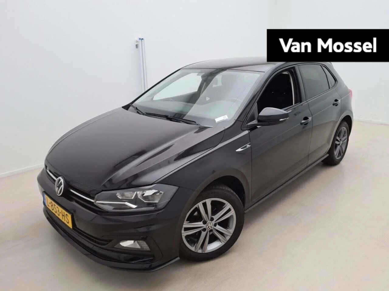 Volkswagen-Polo-image-0