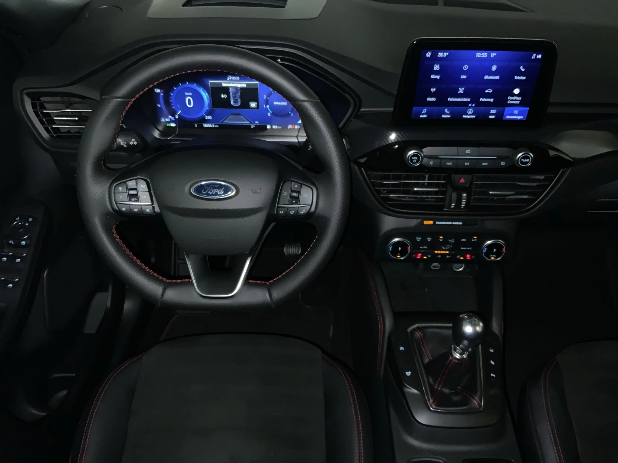 Ford Kuga ST-Line X*PANO*AHK*KAM*ACC*NAVI*SOUND-SYS.