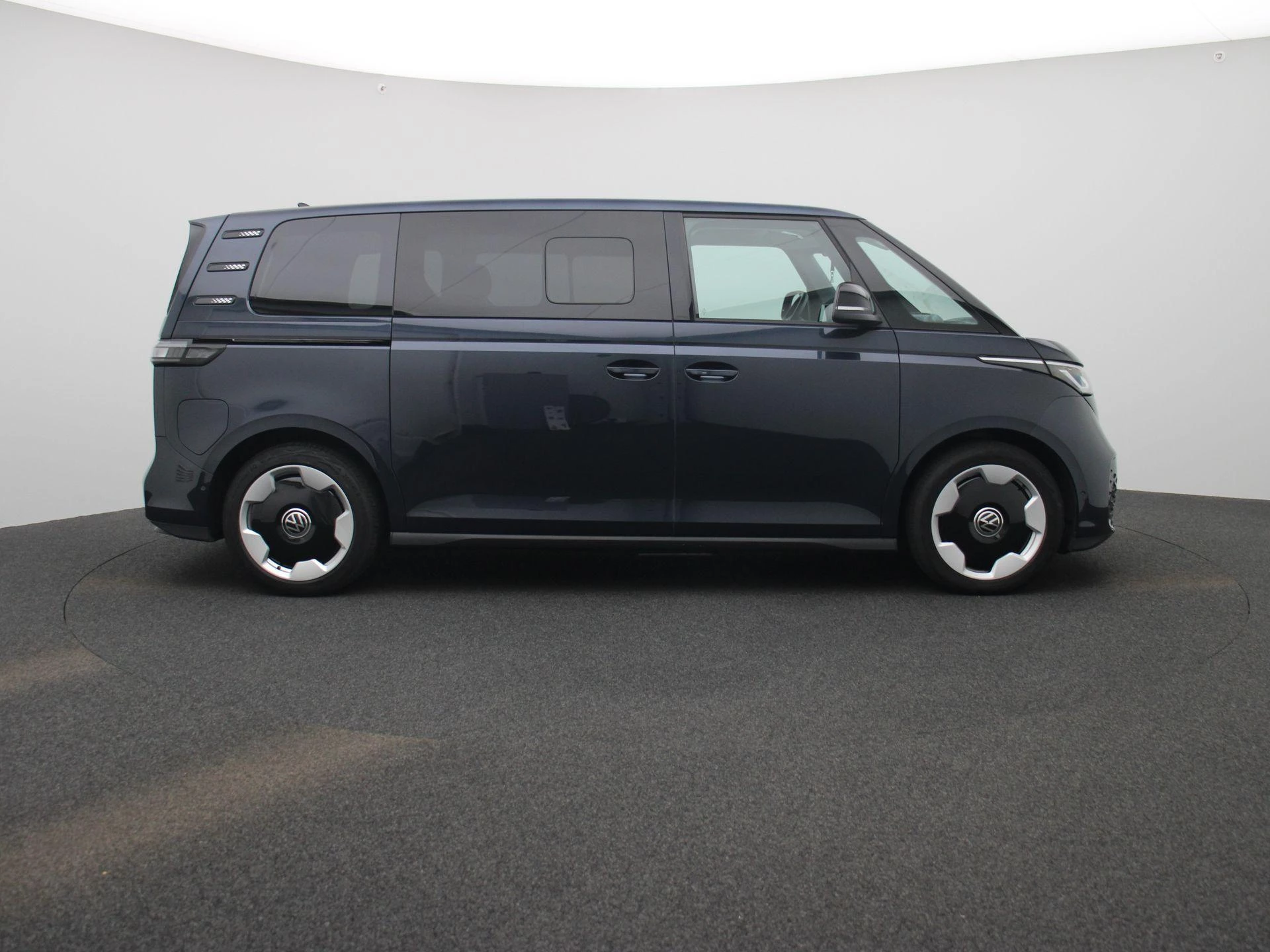 Volkswagen ID. Buzz People Pro 86 kWh LWB 6p. 286PK
