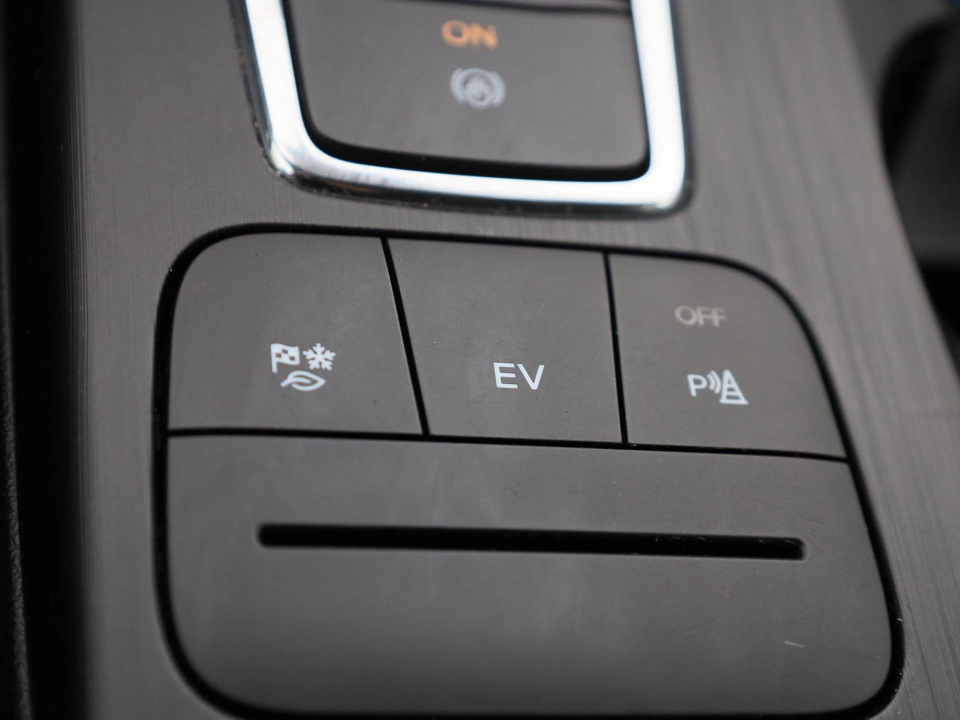 Ford Kuga 2.5i PHEV Titanium - Winterpack - Camera