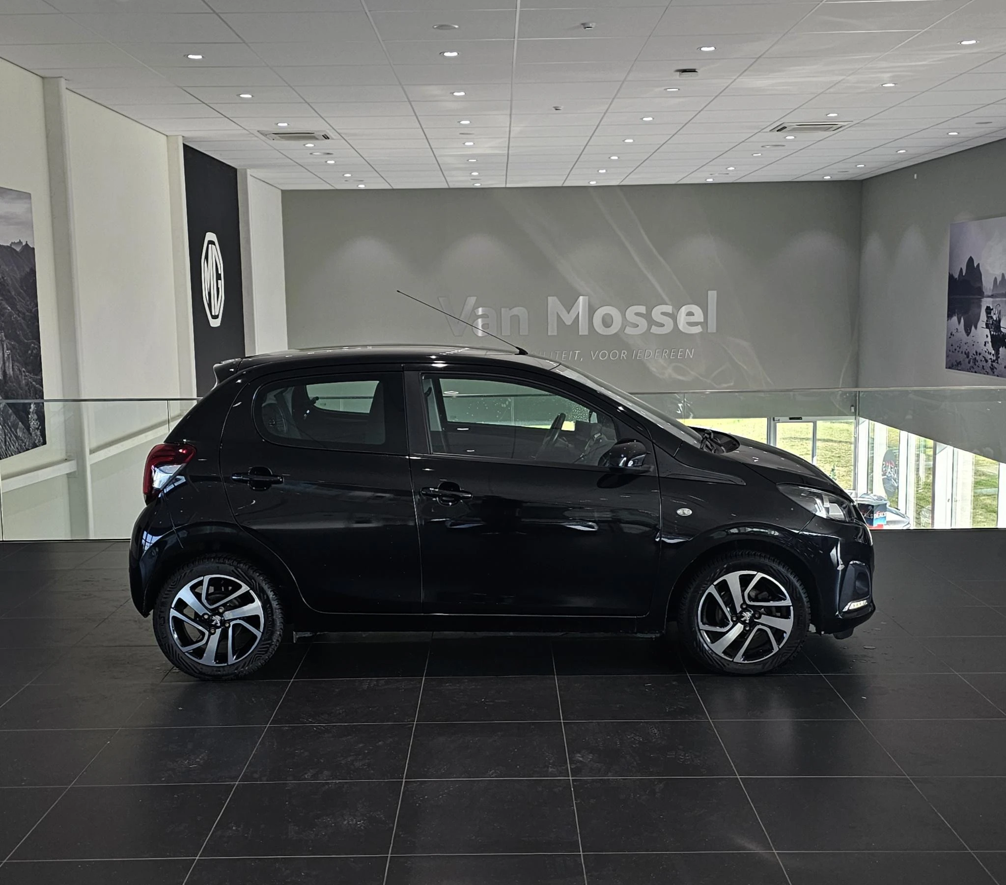 Peugeot-108-image-3