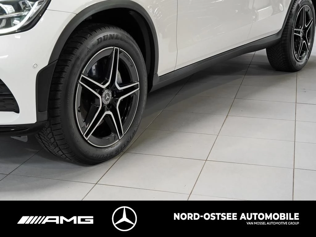Mercedes-Benz GLC 300 de AMG 4M AHK AUT DYNLICHT PANO KEYLESS AMG LineX254 GLC 300 de AMG 4M AHK AUT DYNLICHT PANO KEYLESS AMG Line
