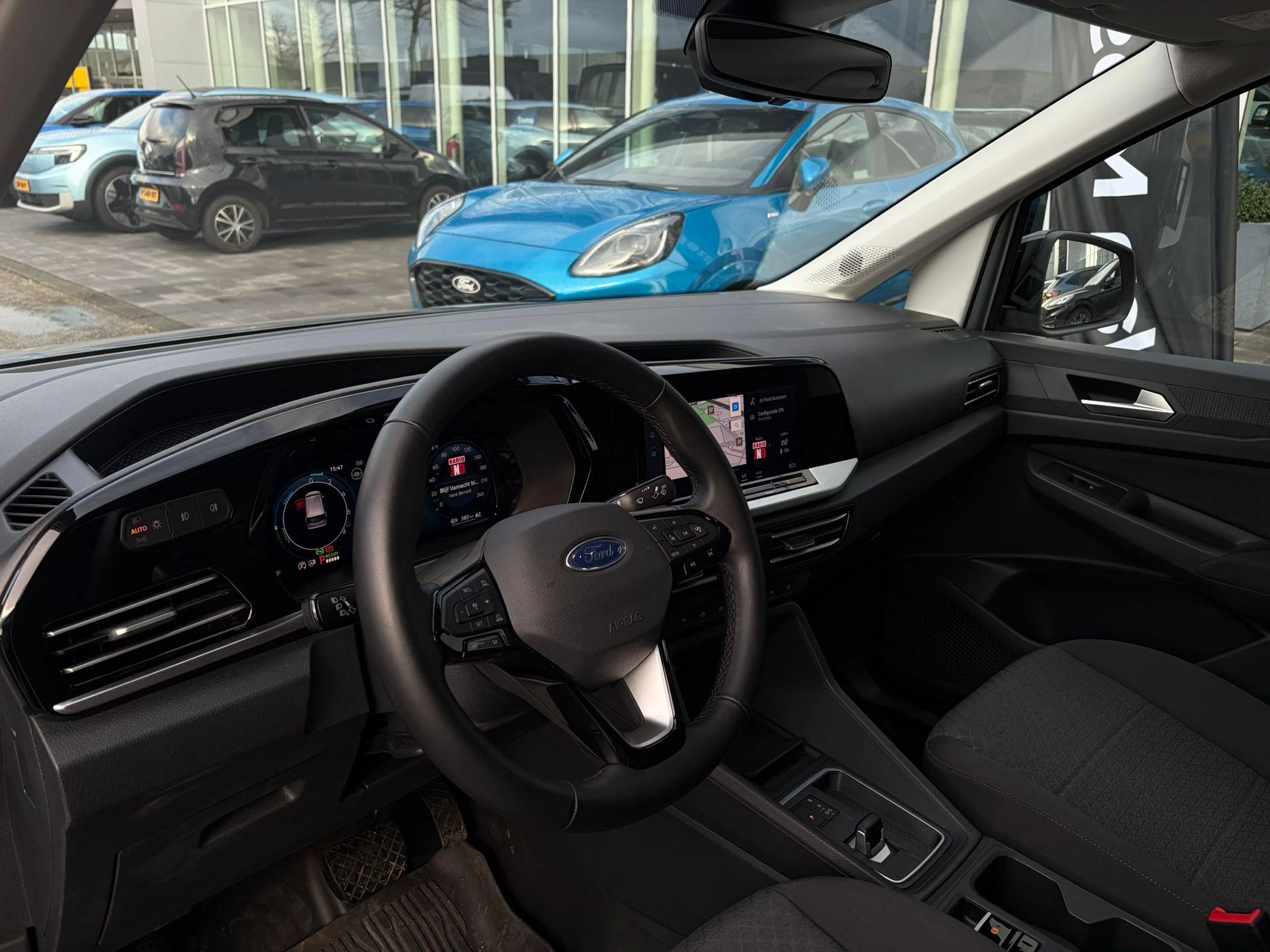 Ford-Transit Connect-image-19