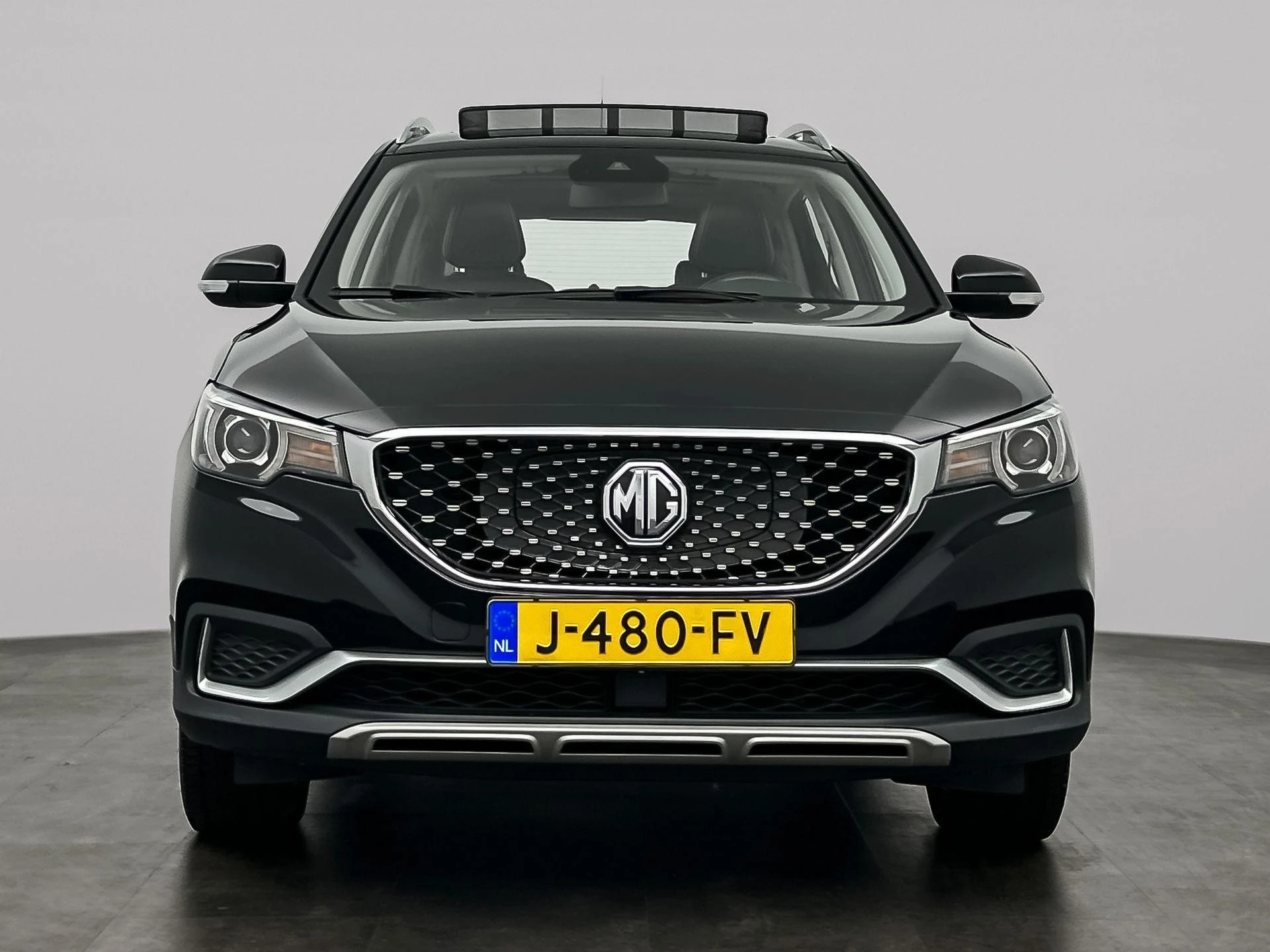 MG-ZS EV-image-6