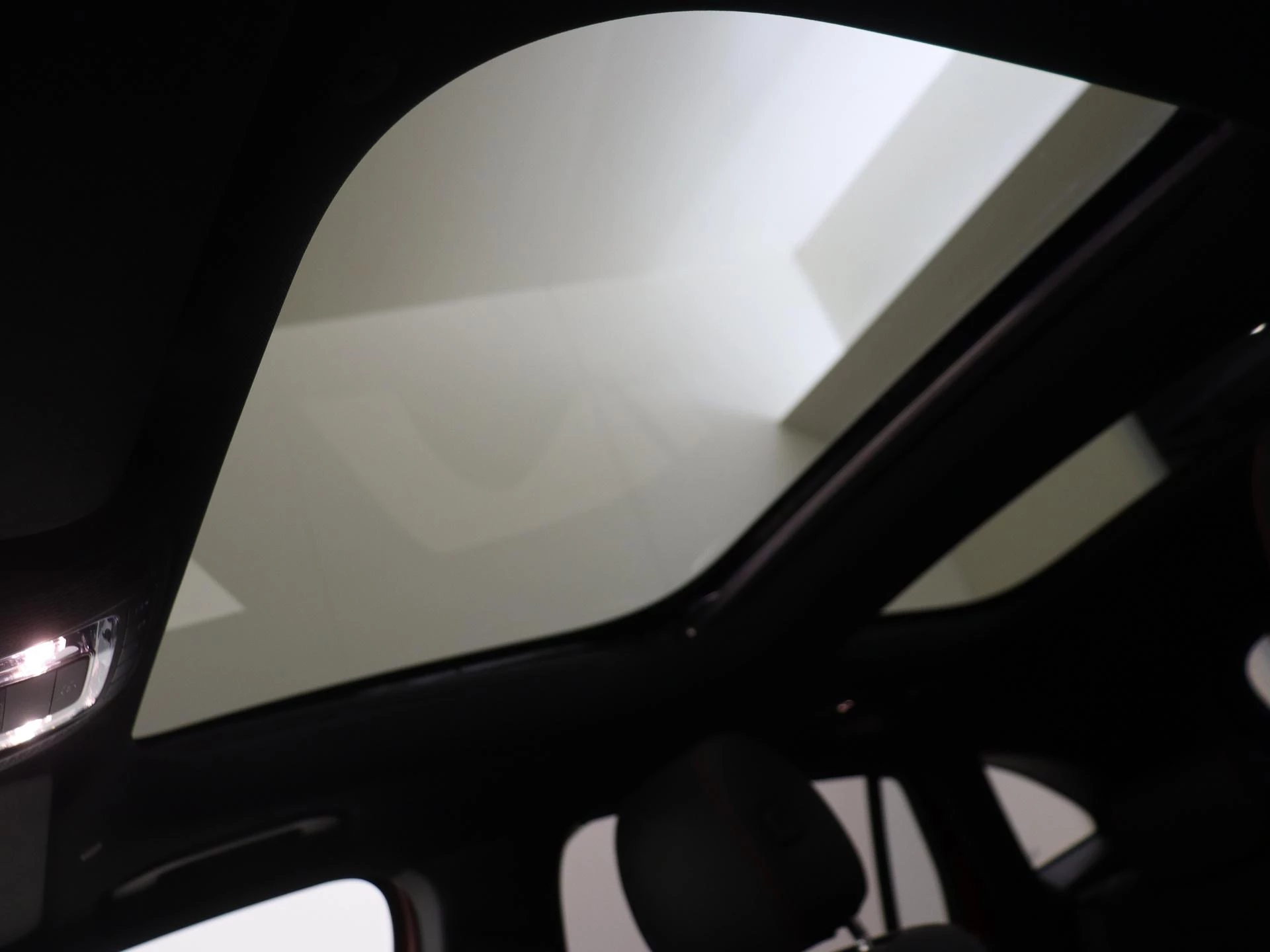 Mercedes-Benz GLA 250 e Business Solution AMG Limited