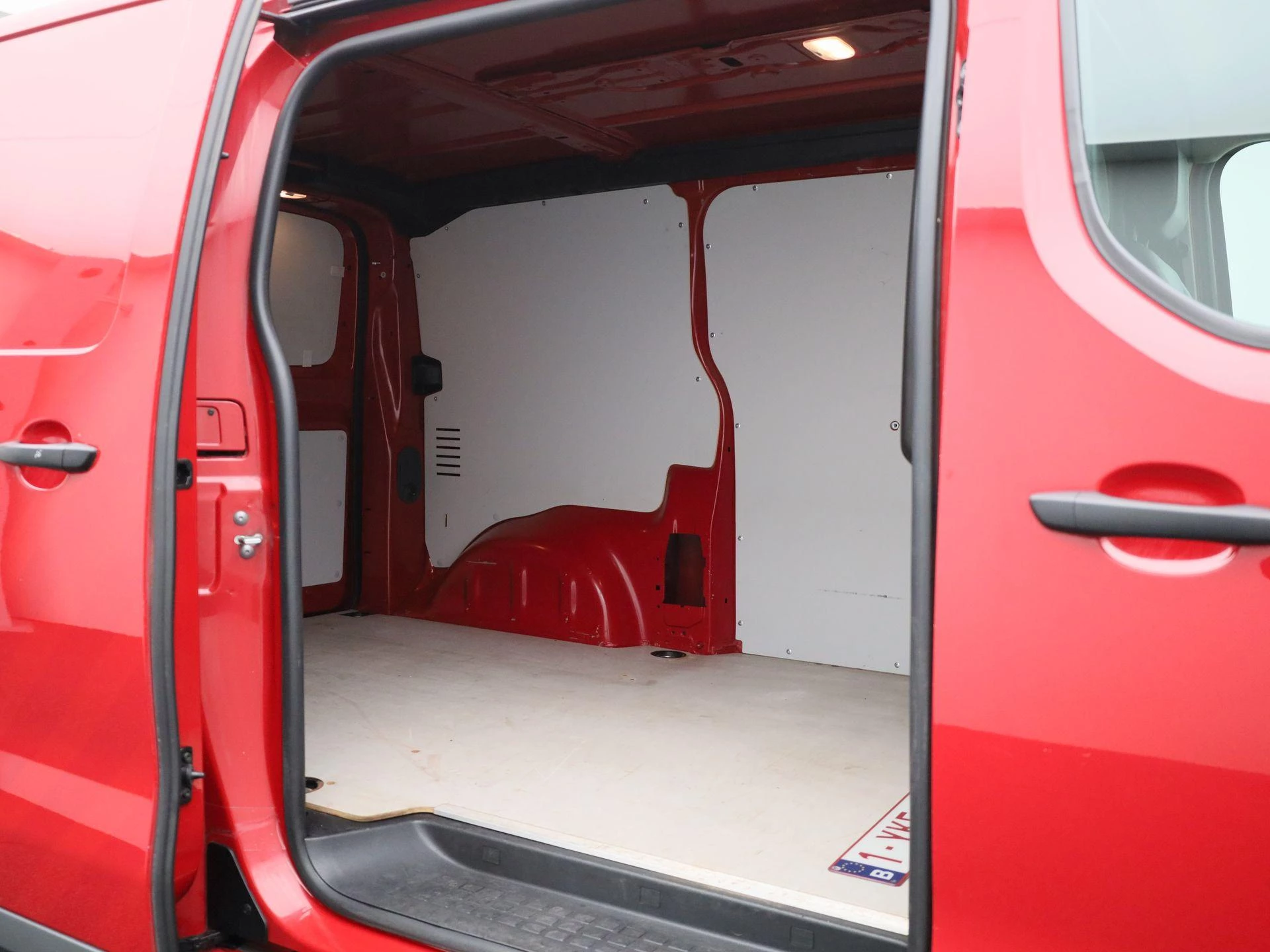 Opel Vivaro 1.5 Turbo 75kW Edition L2H1 26