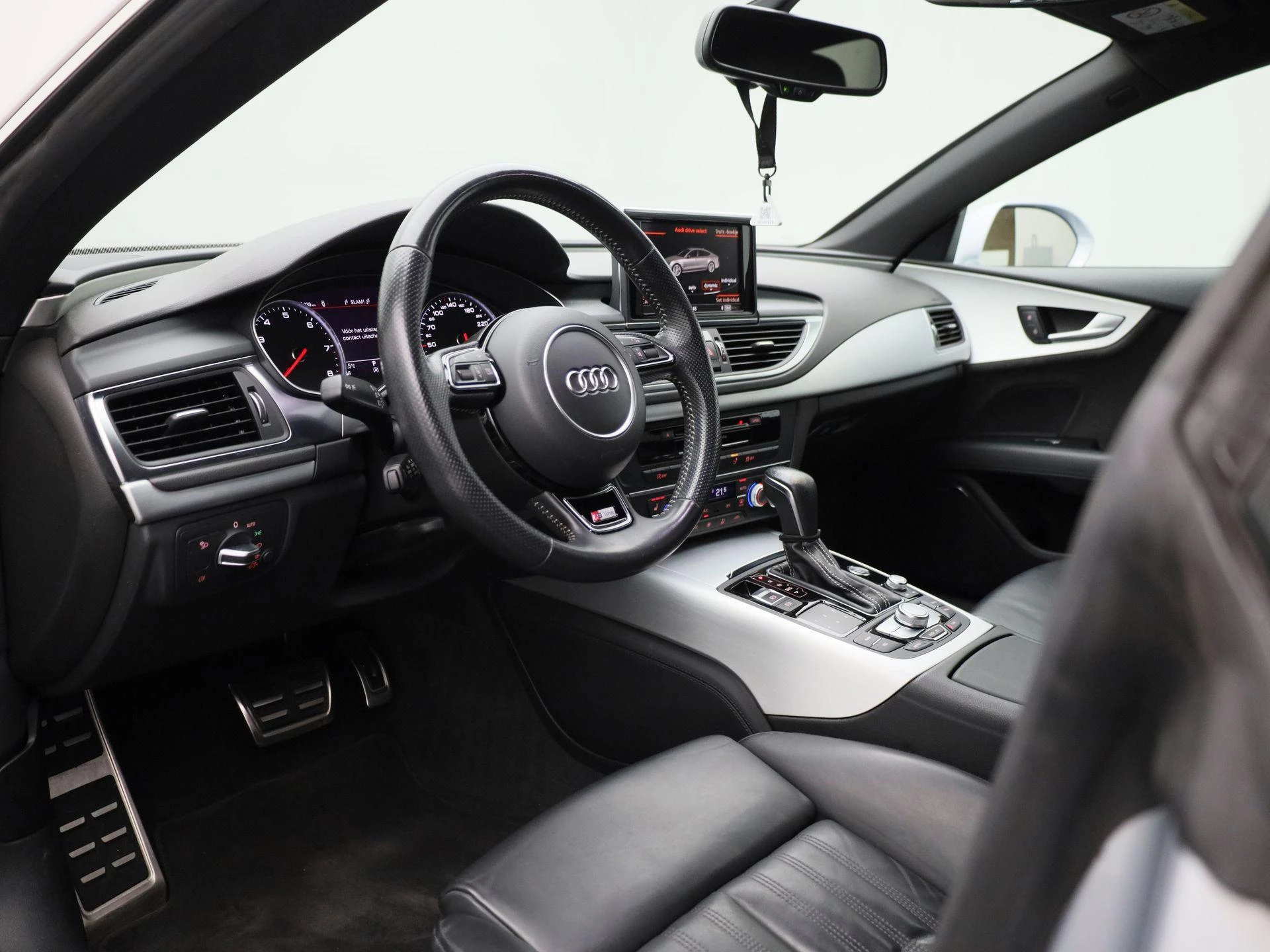 Audi-A7-image-34