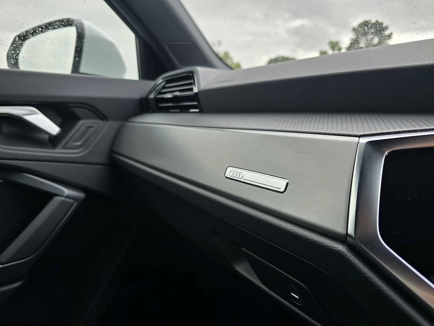 Audi-Q3-image-38