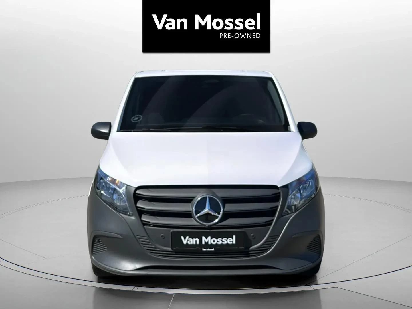 Mercedes-Benz-Vito-image-8