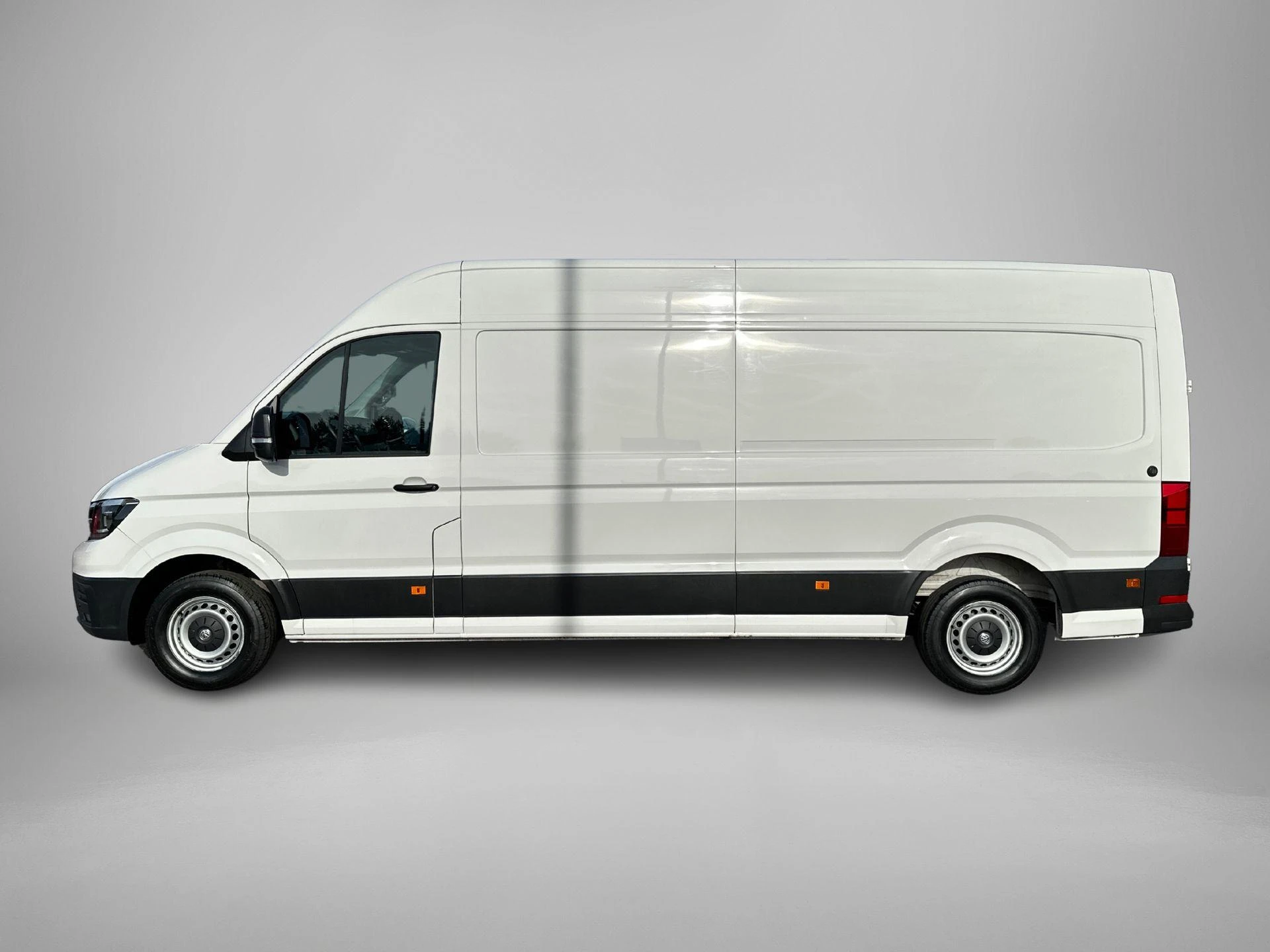 Volkswagen-Crafter-image-1