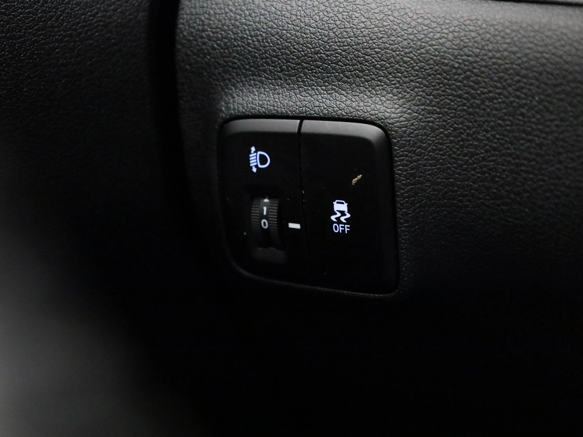 Hyundai-i10-image-21