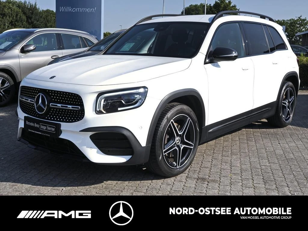Mercedes-Benz GLB 200 d AMG KAMERA NAVI SOUND NIGHT TEMPOMAT AMG Line