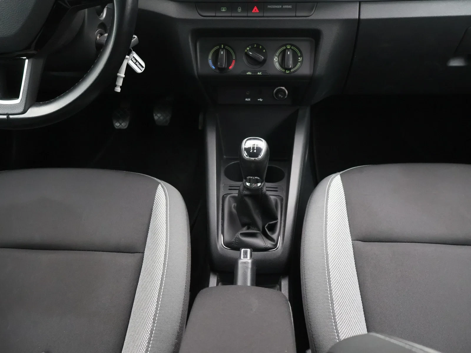 Škoda-Fabia-image-13