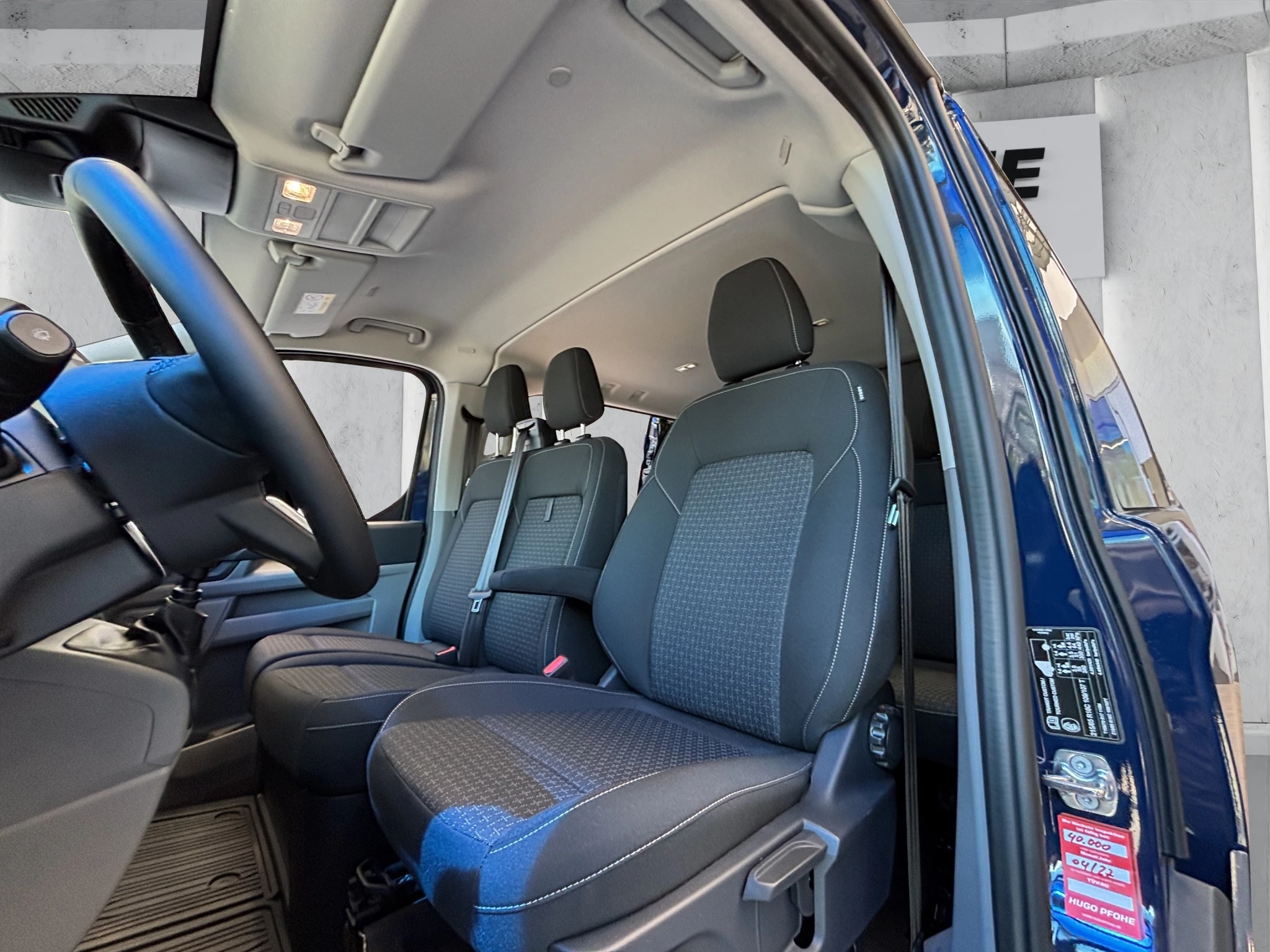 Ford-Transit Custom-image-15