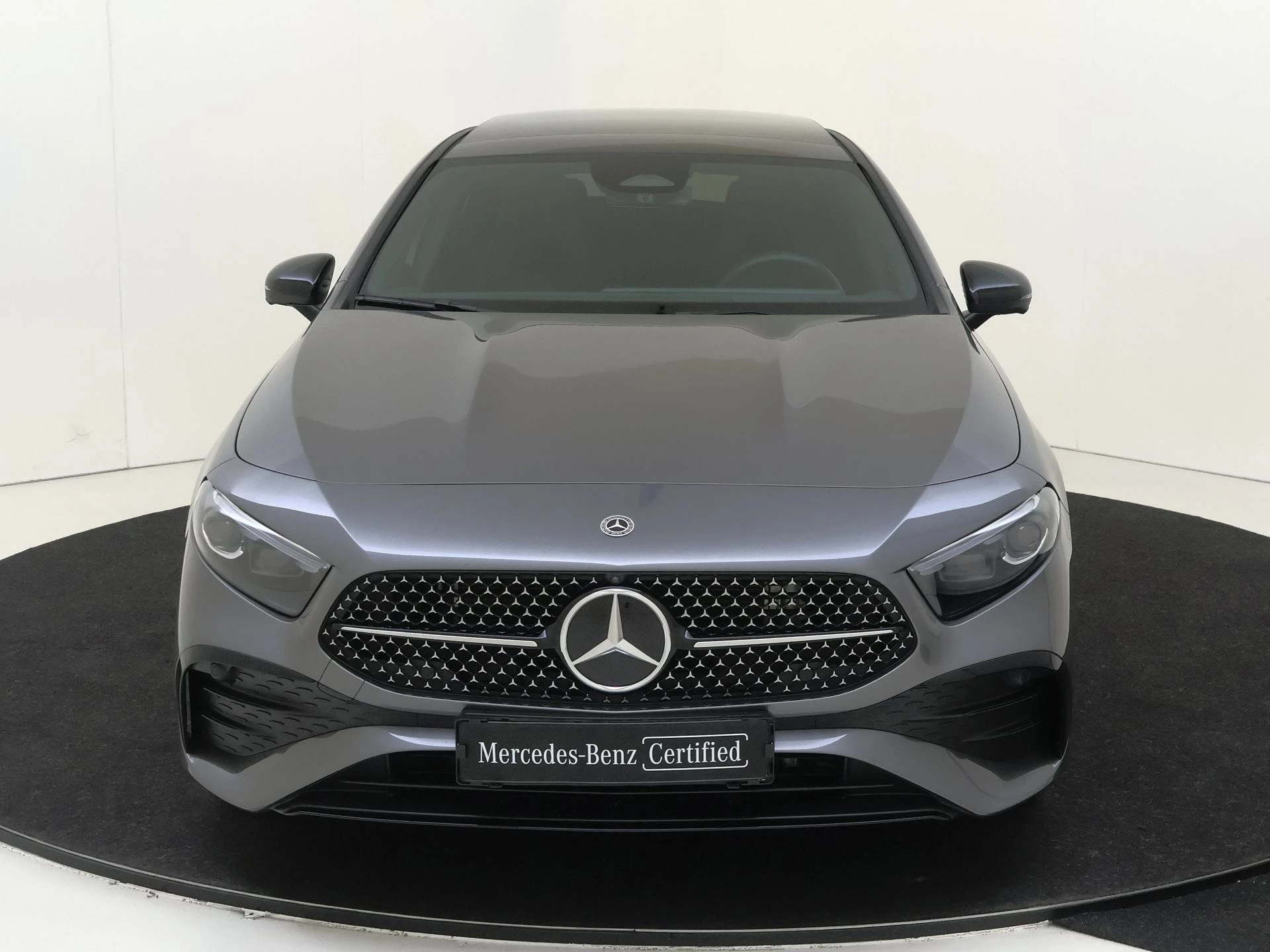 Mercedes-Benz-A-Klasse-image-5