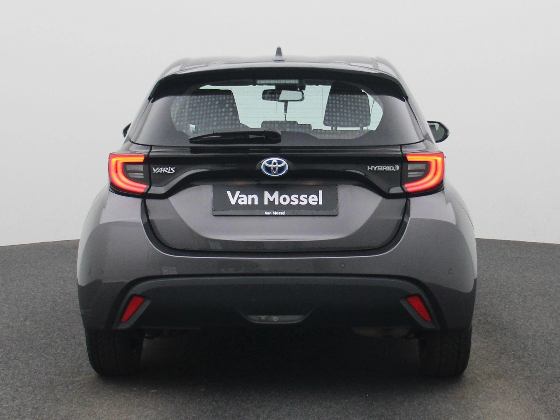 Toyota Yaris 1.5 Hybrid Business Plus