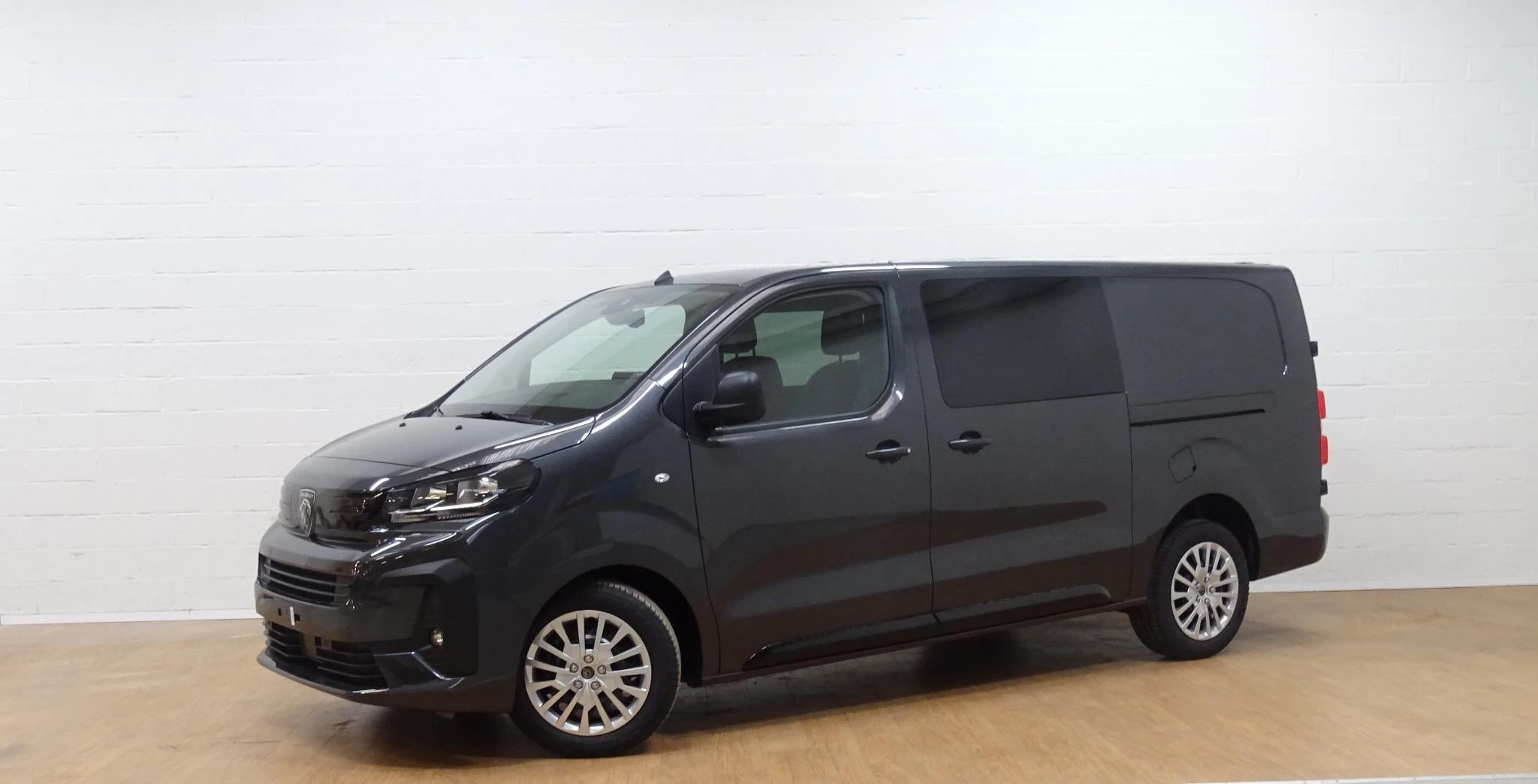 Peugeot-Expert-image-2