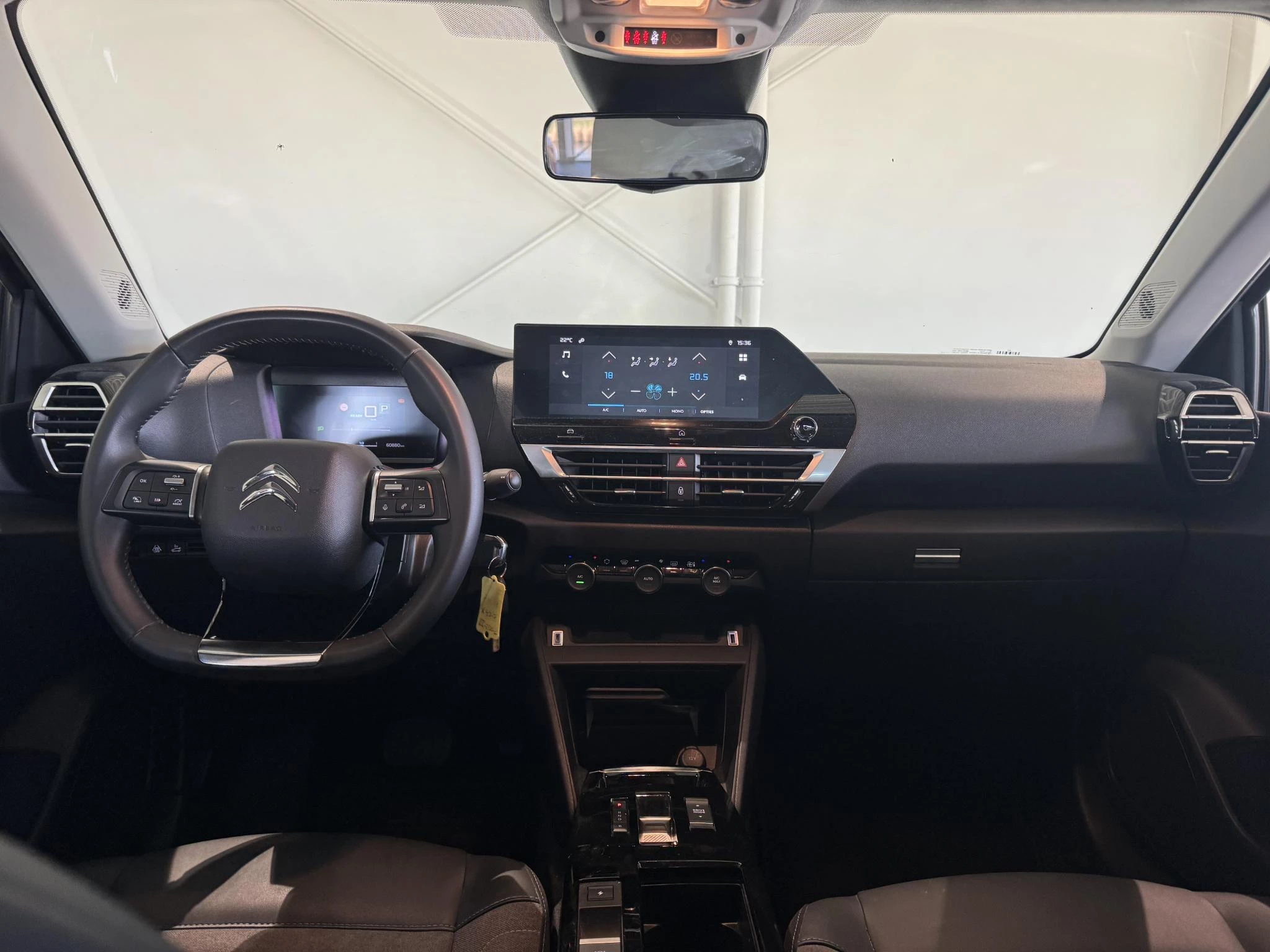 Citroën-ë-C4 X-image-8