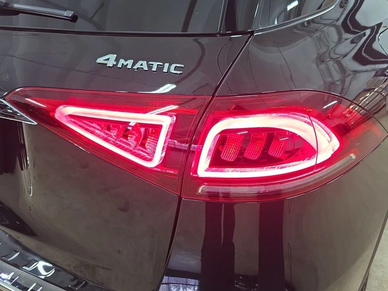 Mercedes-Benz GLE 300 d 4M PANO AHK MULTIBEAM DISTR. MBUX NAVI