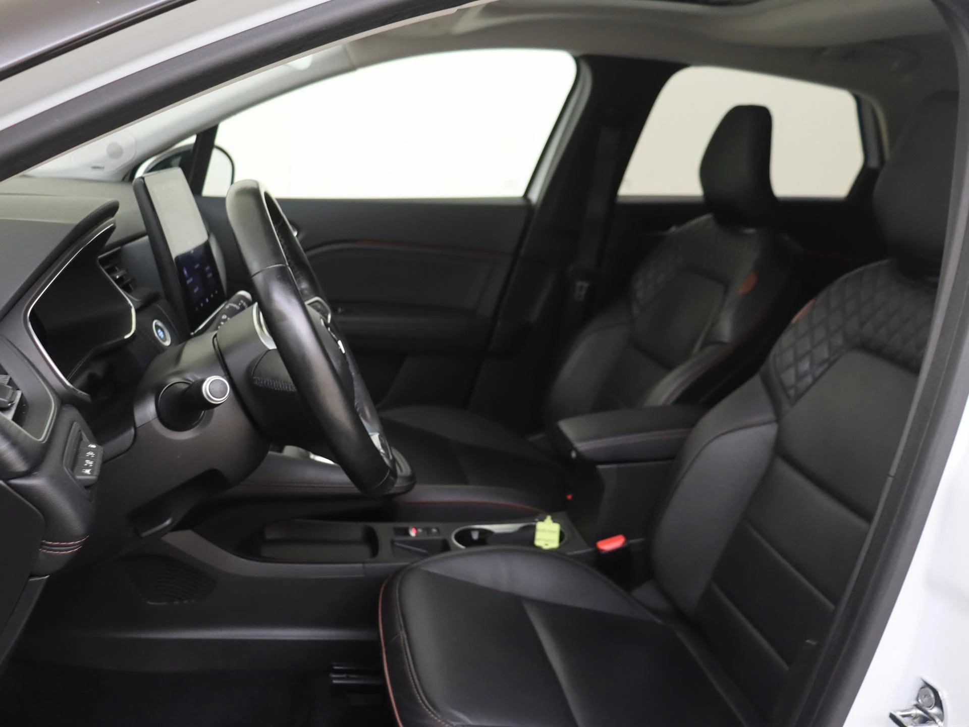 Renault Captur 1.6 E-Tech Plug-in Hybrid 160 Initiale Paris
