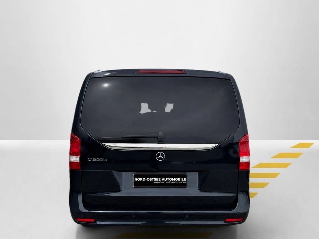 Mercedes-Benz-V-Klasse 300-image-8