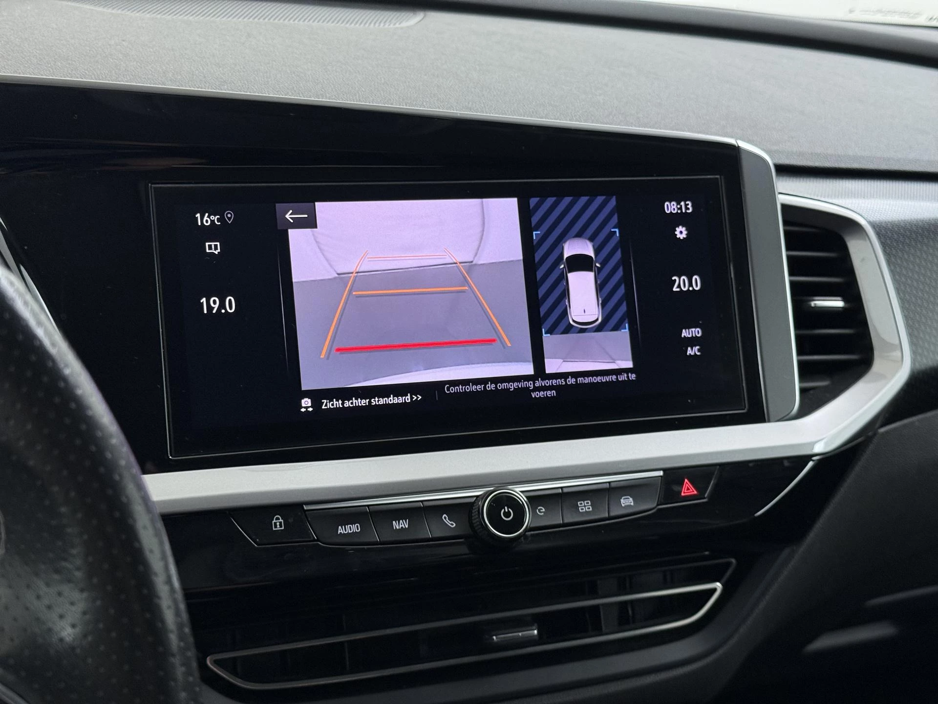 Opel-Grandland-image-30