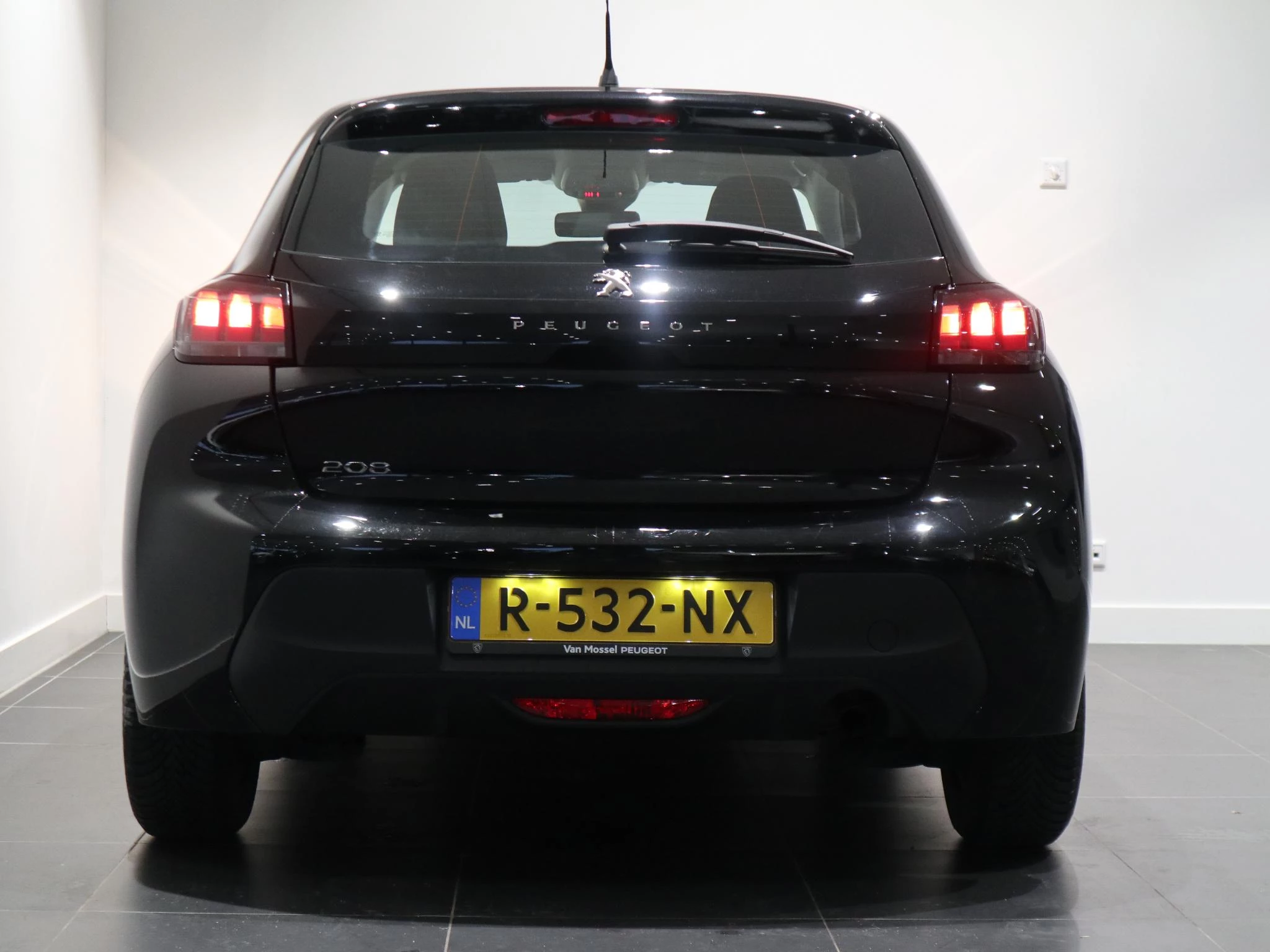 Peugeot-208-image-5