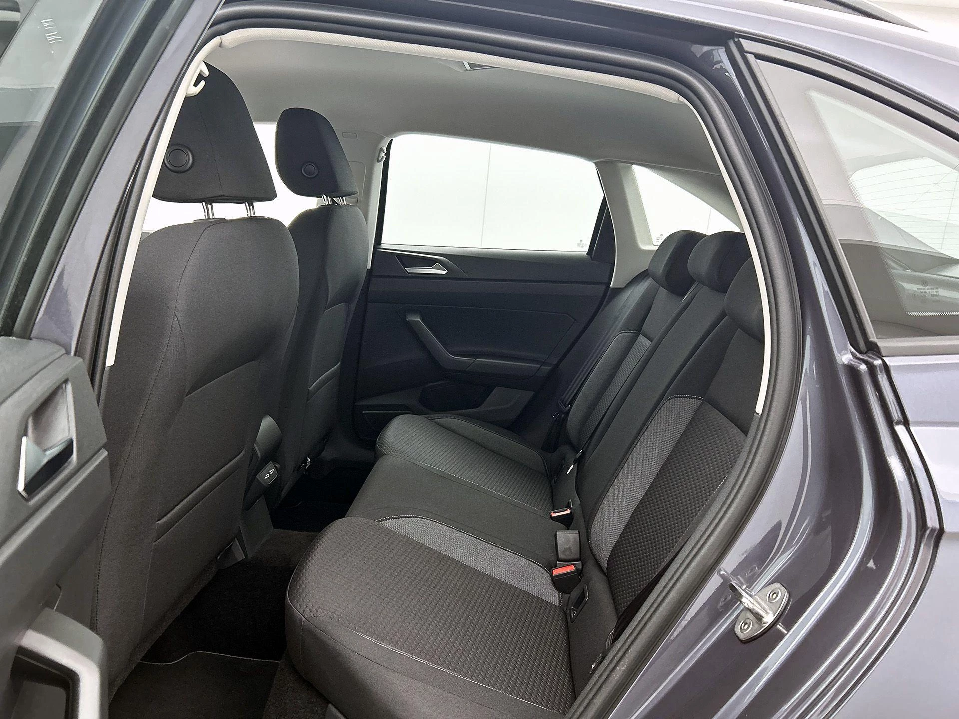 Volkswagen-Taigo-image-25