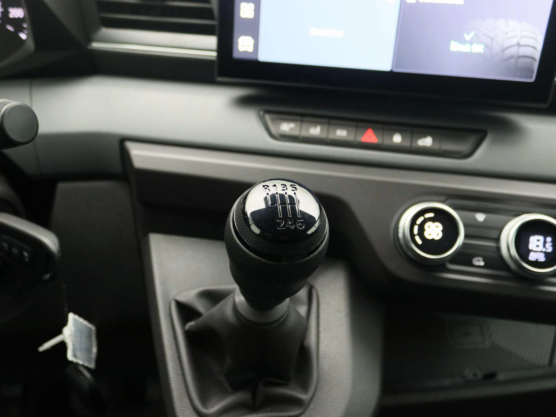 Renault-Master-image-8