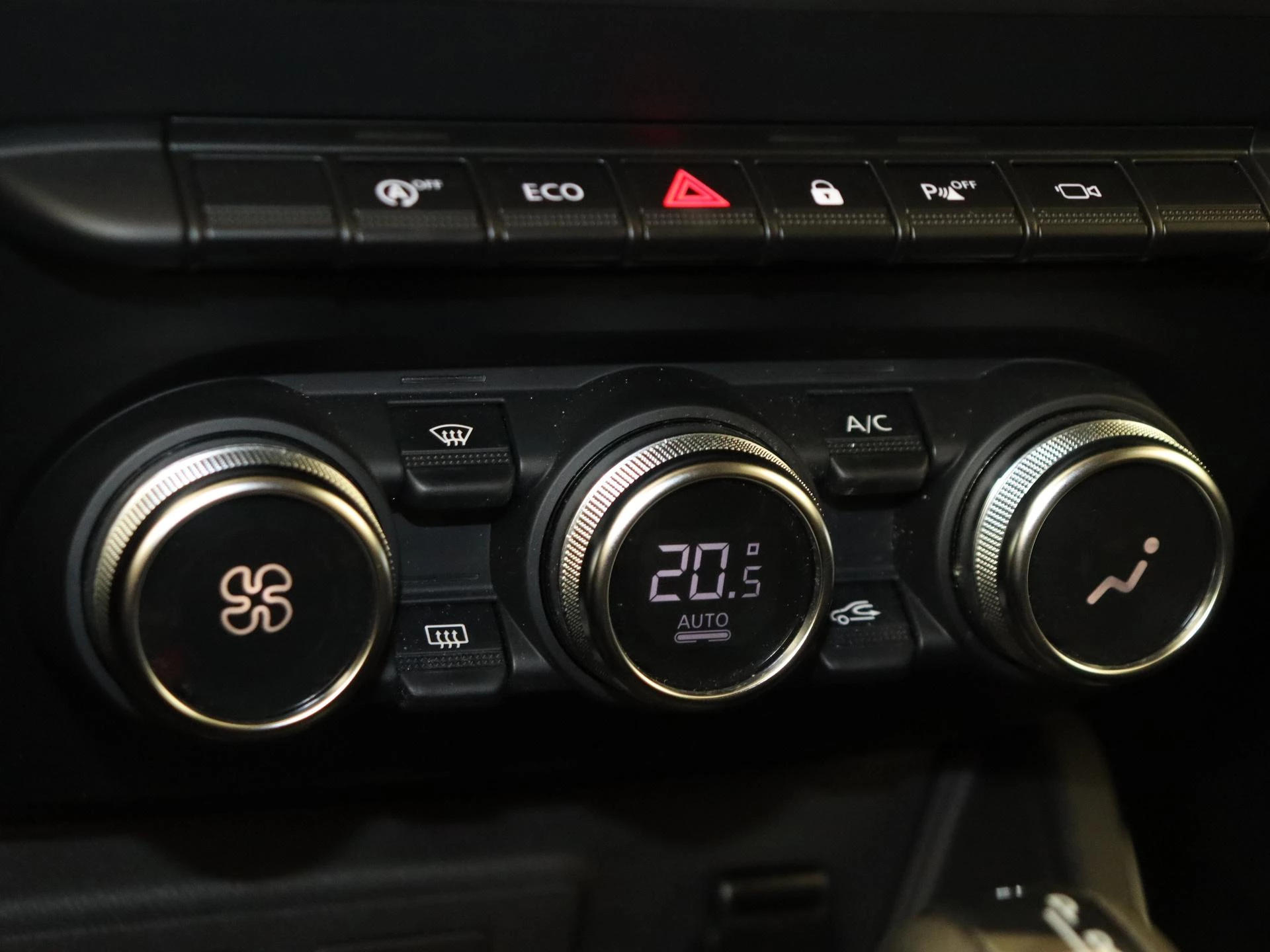 Dacia Duster 1.3 TCe150 Prestige AUTOMAAT