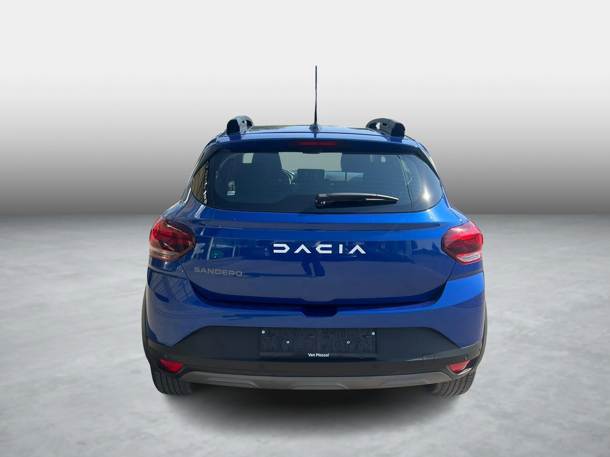 Dacia-Sandero Stepway-image-4