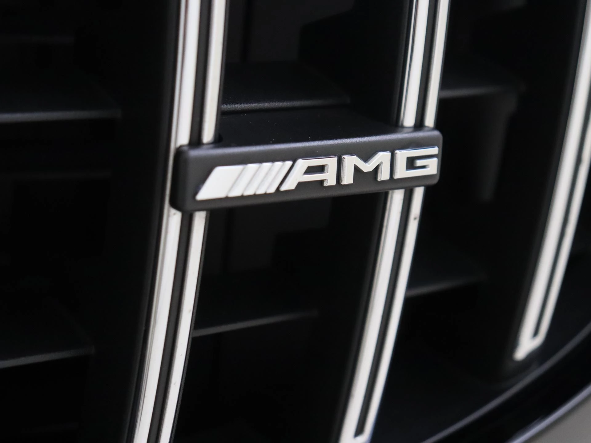 Mercedes-Benz-GLE-image-13