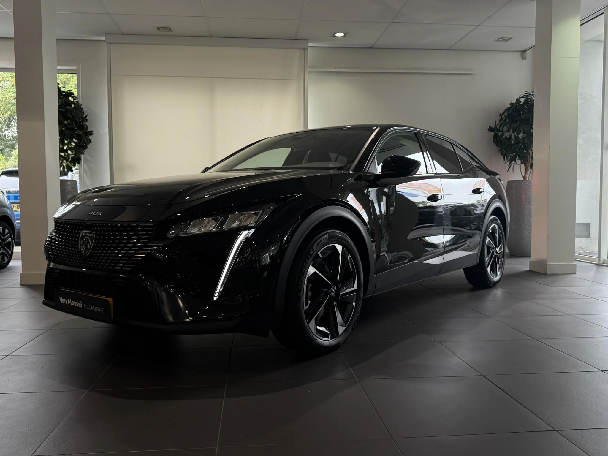 Peugeot 408 1.2 Hybrid 145 e-DCS6 Allure