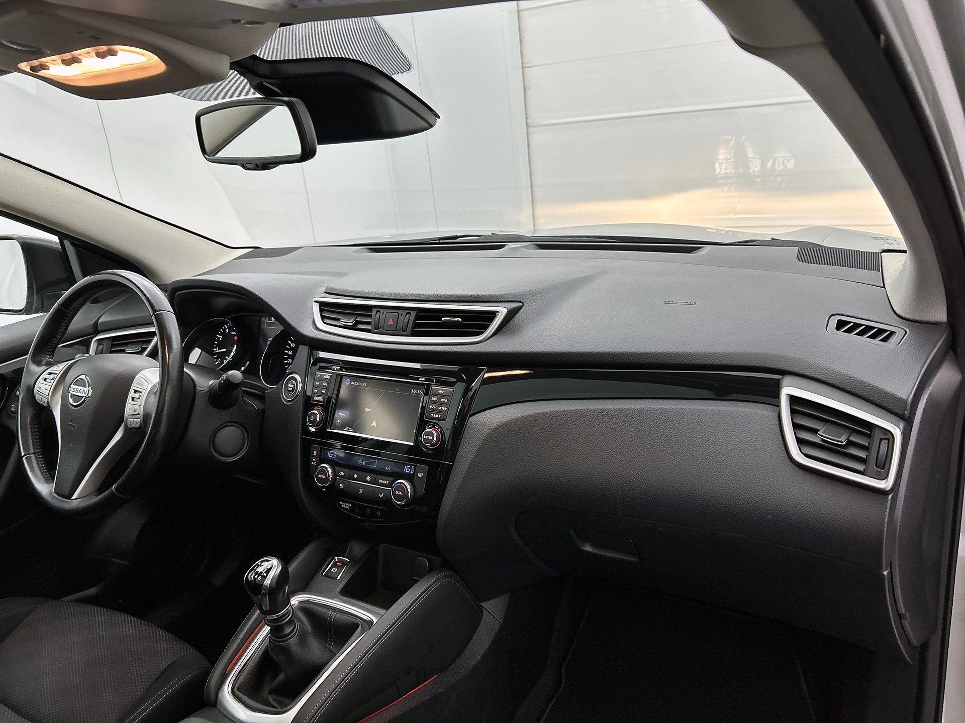 Nissan QASHQAI 1.6 Connect Edition