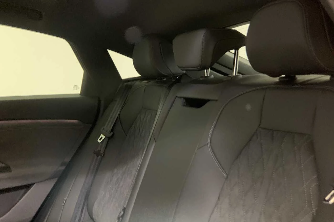 Audi-Q6 e-tron-image-9