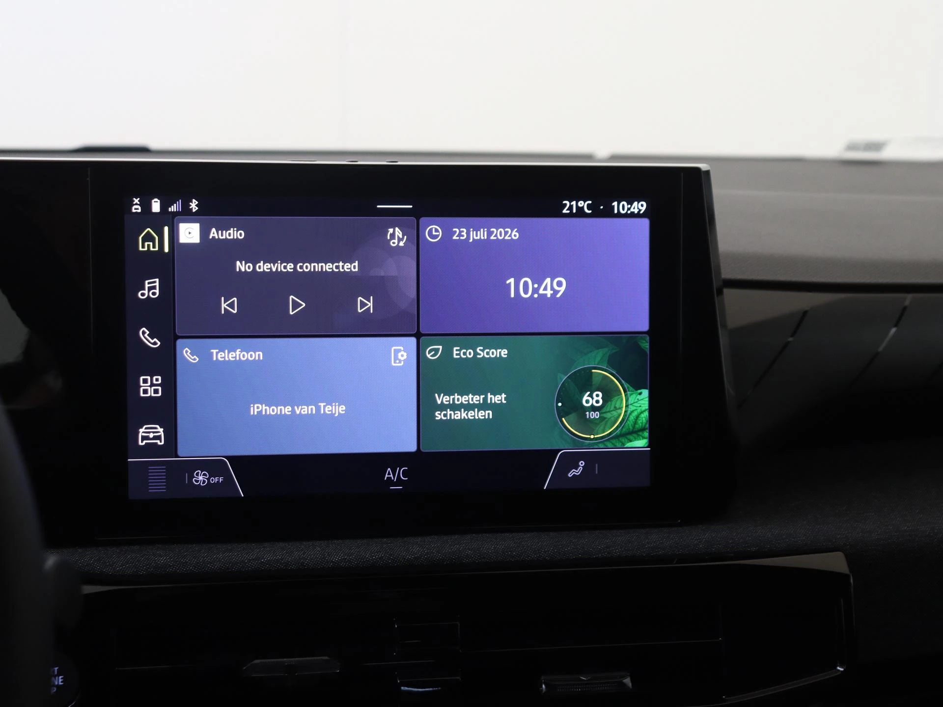 Renault-Clio-image-16